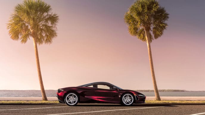 2018 mclaren mso 720s coupe side view hs 1280x720 1 1